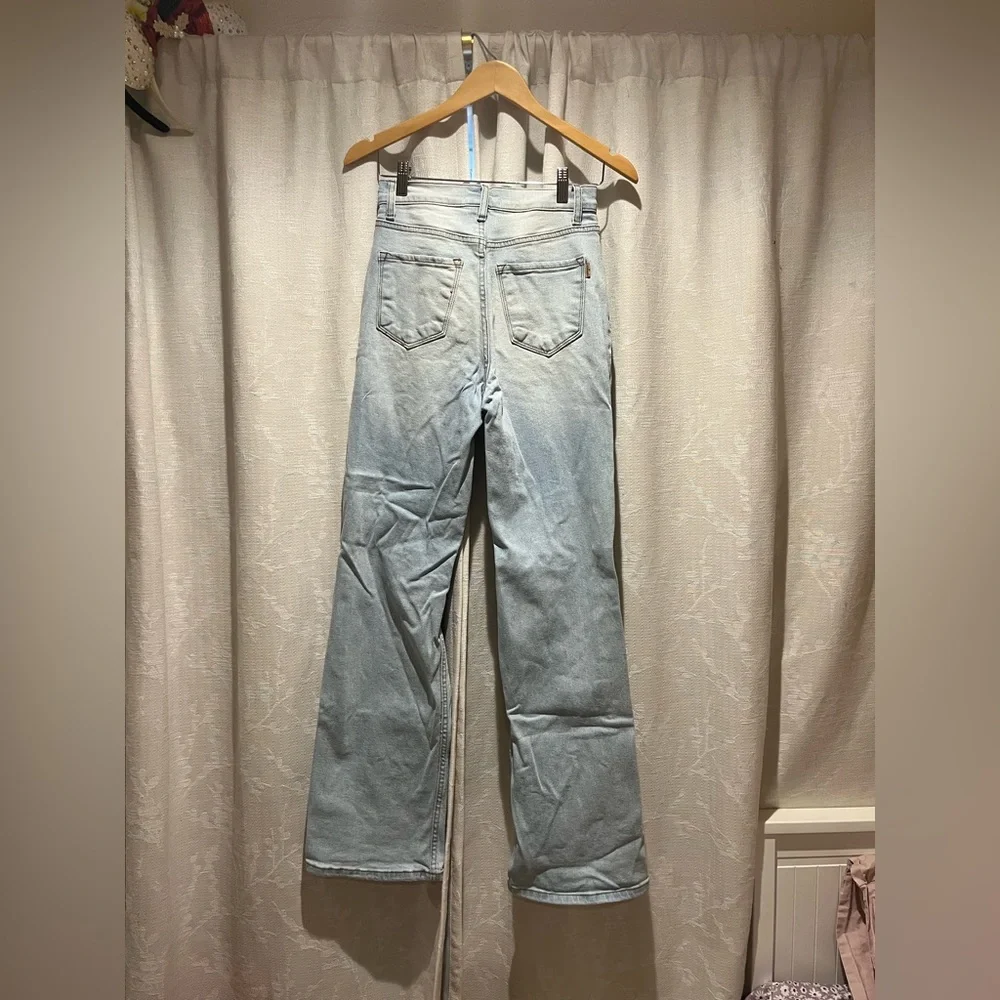Light Washed Ripped Jeans - Picture 2 of 2